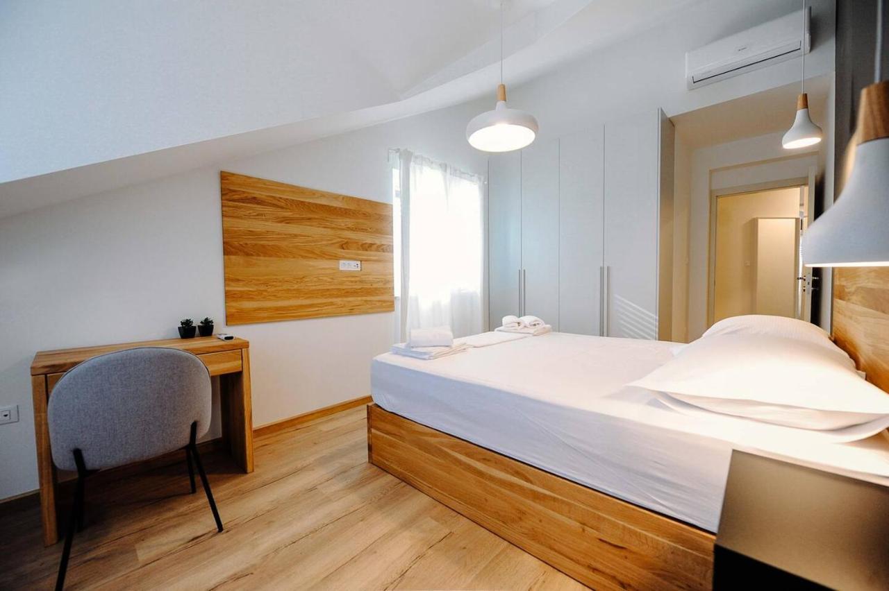 Apartments Nives Stari Grad  Kültér fotó