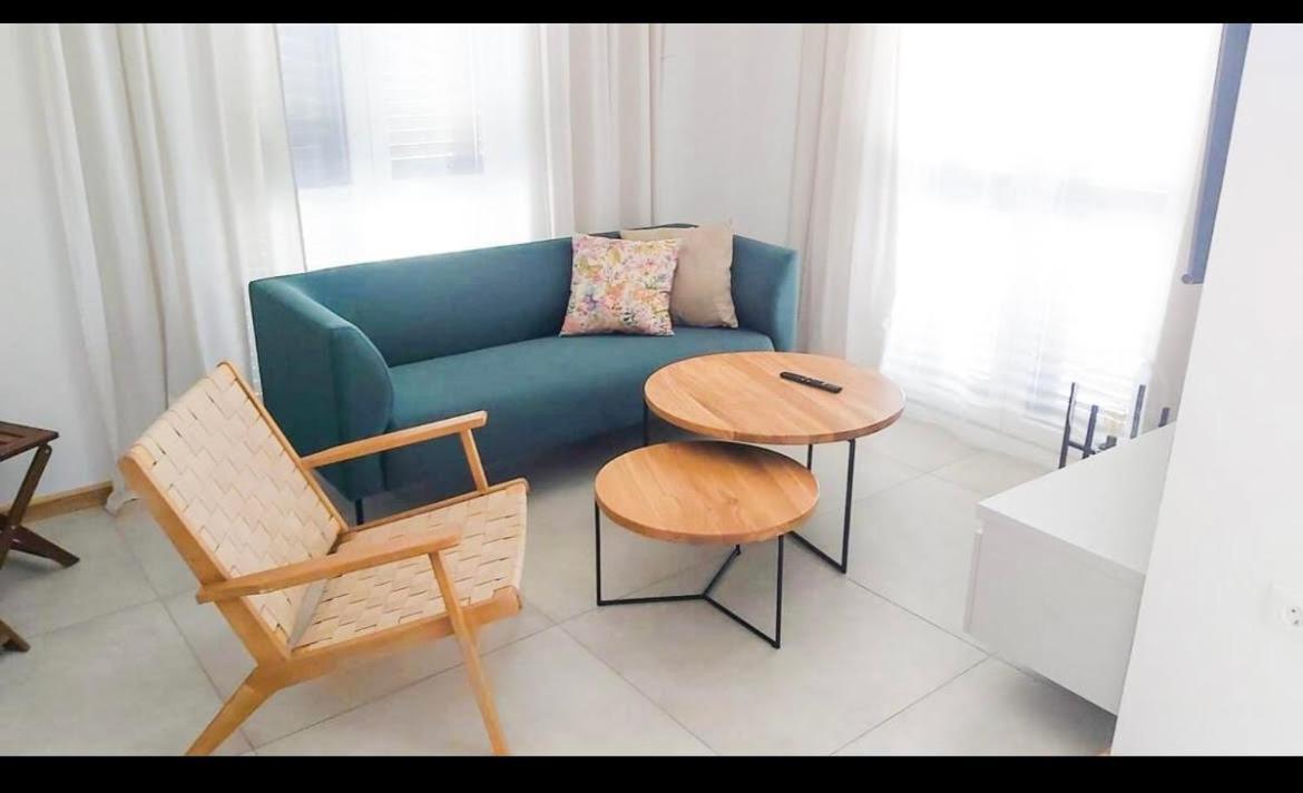 Apartments Nives Stari Grad  Kültér fotó