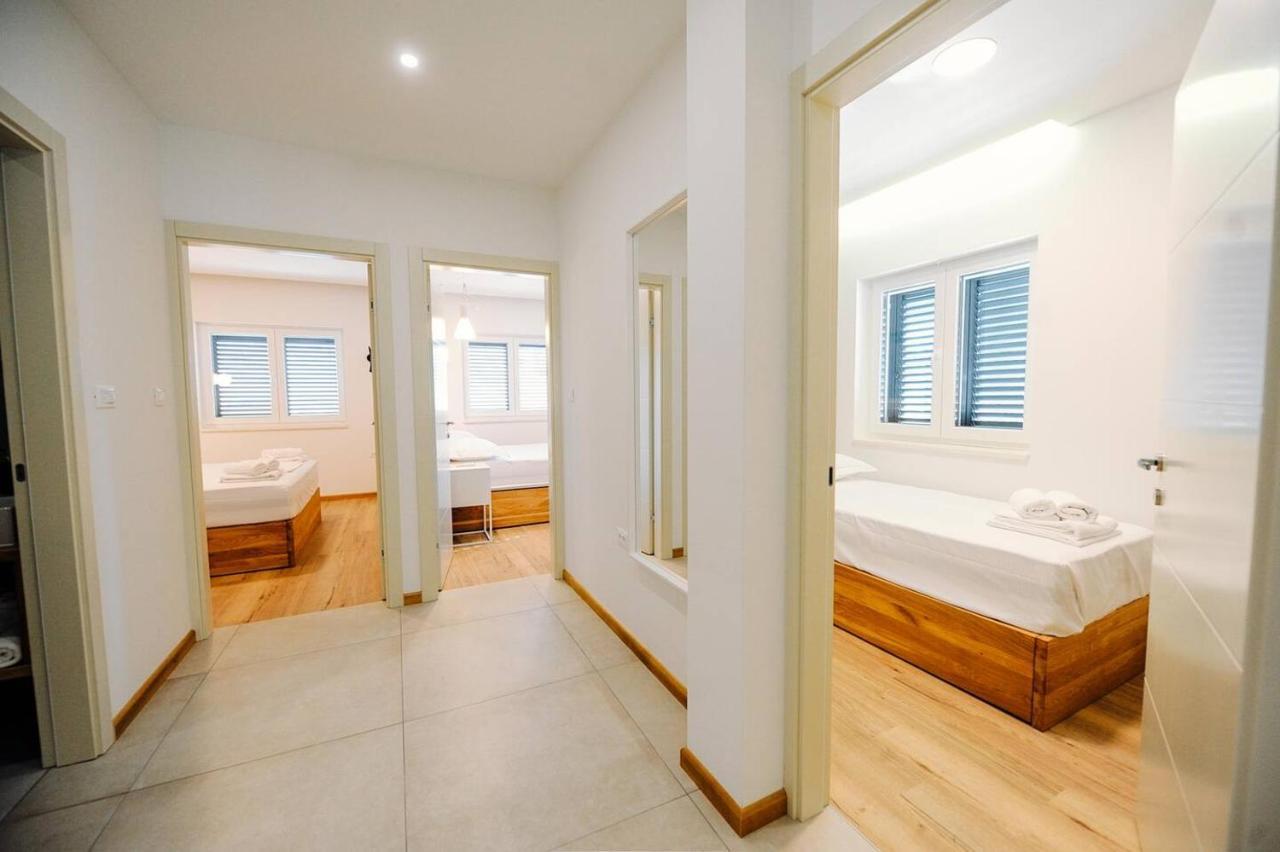 Apartments Nives Stari Grad  Kültér fotó