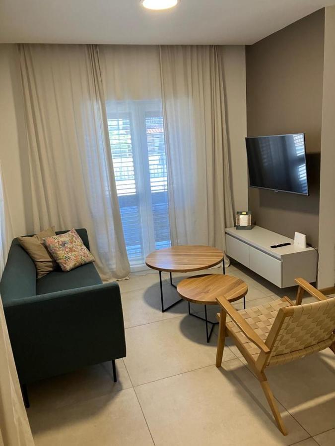 Apartments Nives Stari Grad  Kültér fotó
