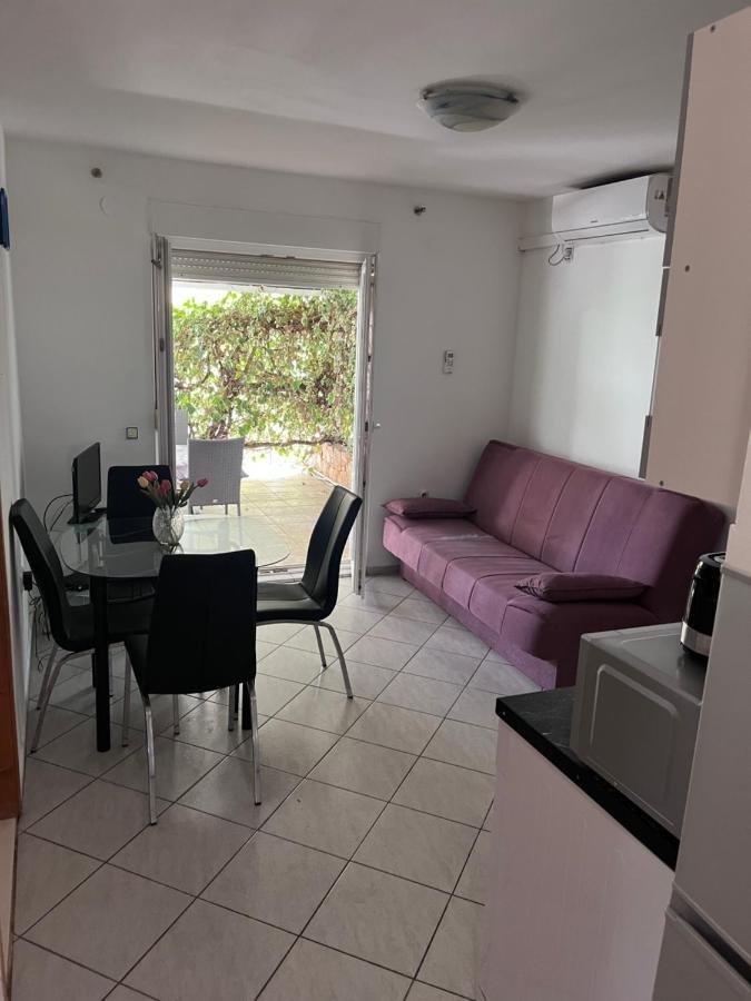 Apartments Nives Stari Grad  Kültér fotó
