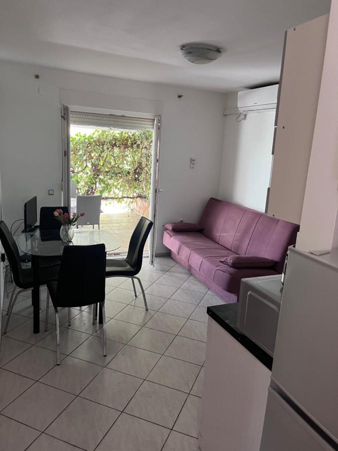 Apartments Nives Stari Grad  Kültér fotó