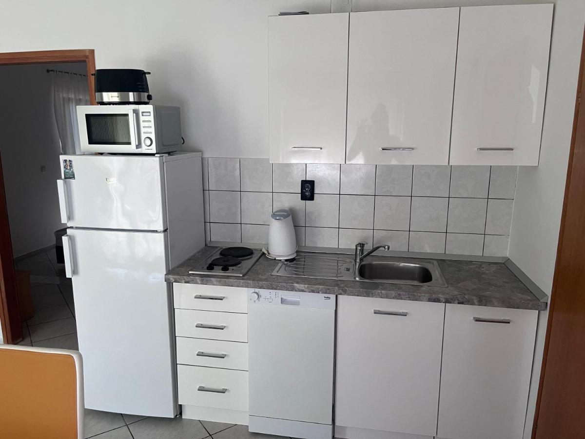Apartments Nives Stari Grad  Kültér fotó